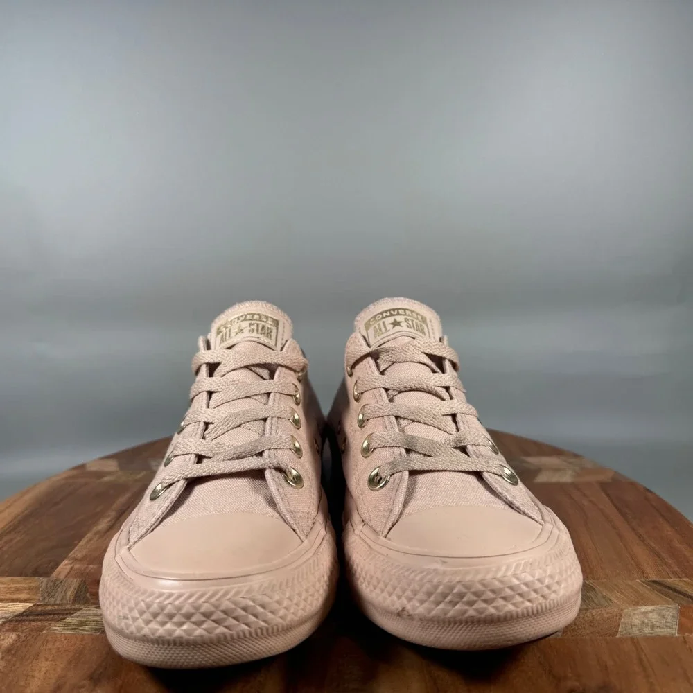 Converse Chuck Taylor All Star Low‎ Top Sneakers Pink Women US 6 EU 36.5